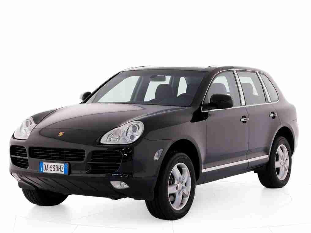 Porsche - Cayenne 6 speed 63.000 km - 2006
