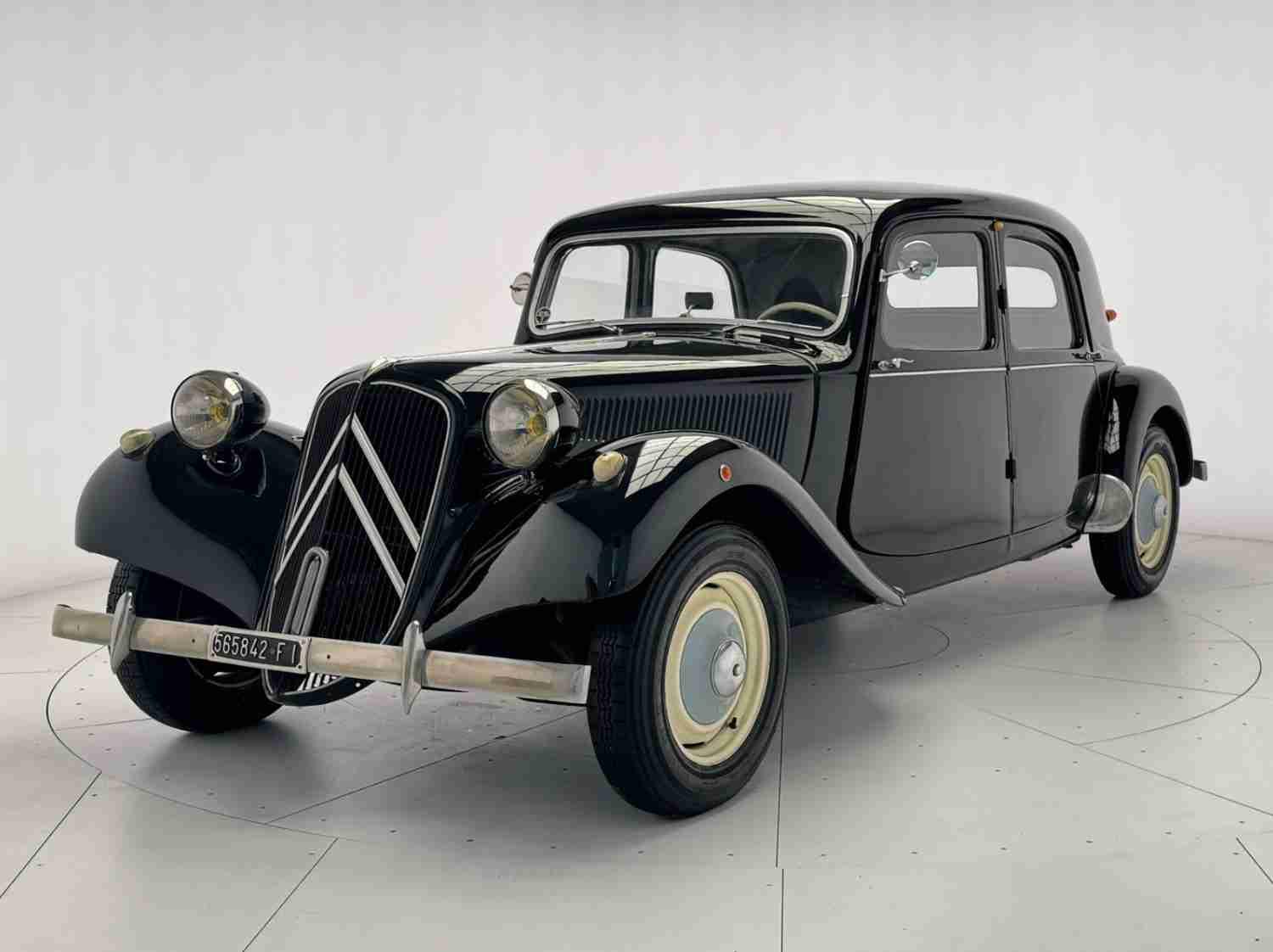 Citroën - Traction Avant 11 B - NO RESERVE - 1956