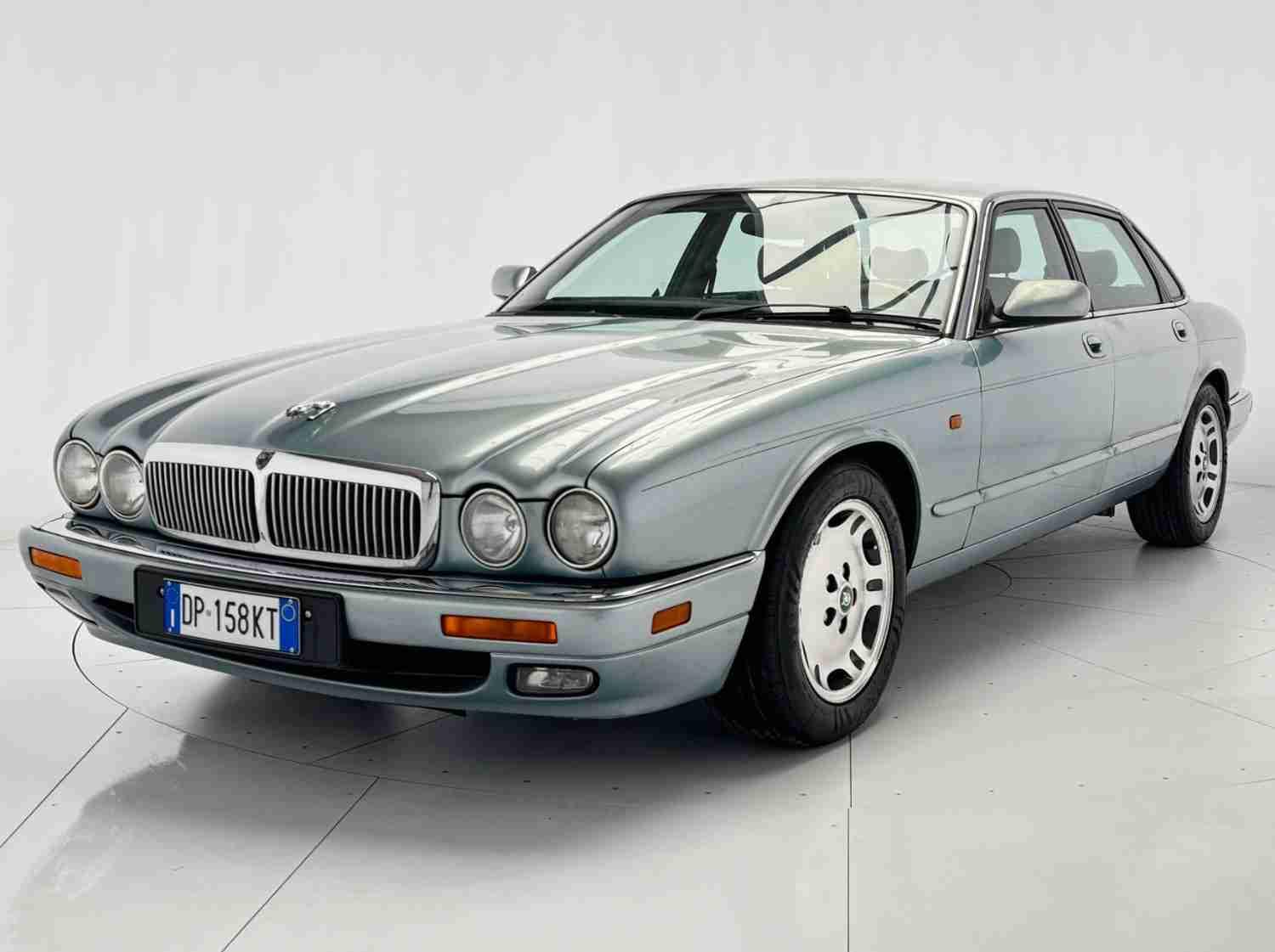 Jaguar - XJ6 4.0 Executive - NO RESERVE - 1997