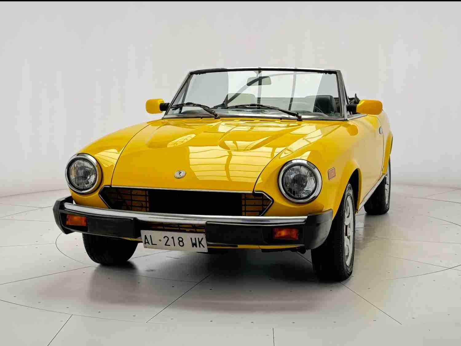 Fiat - 124 Spider America - NO RESERVE - 1983
