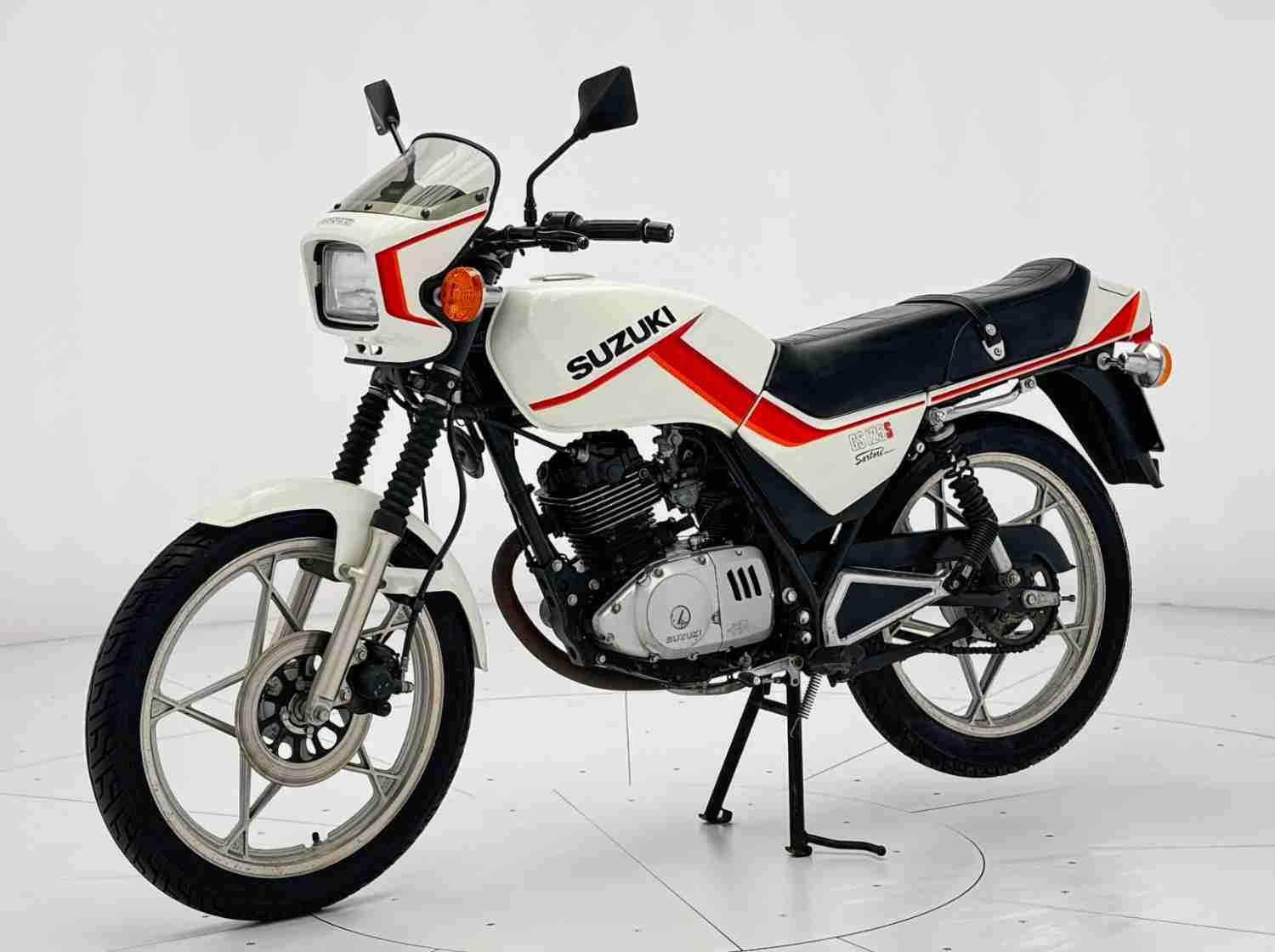 Suzuki - GS 125 S - NO RESERVE - 125 cc - 1984