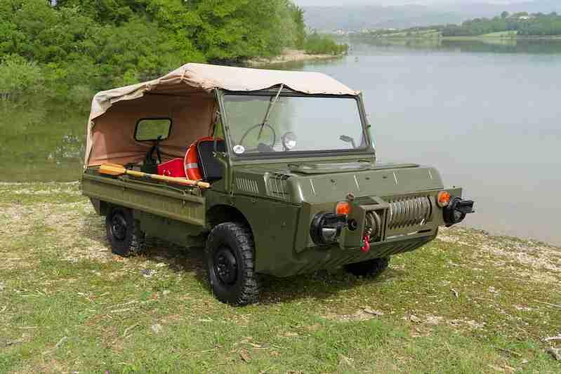 1989 Luaz M967 Amphibious