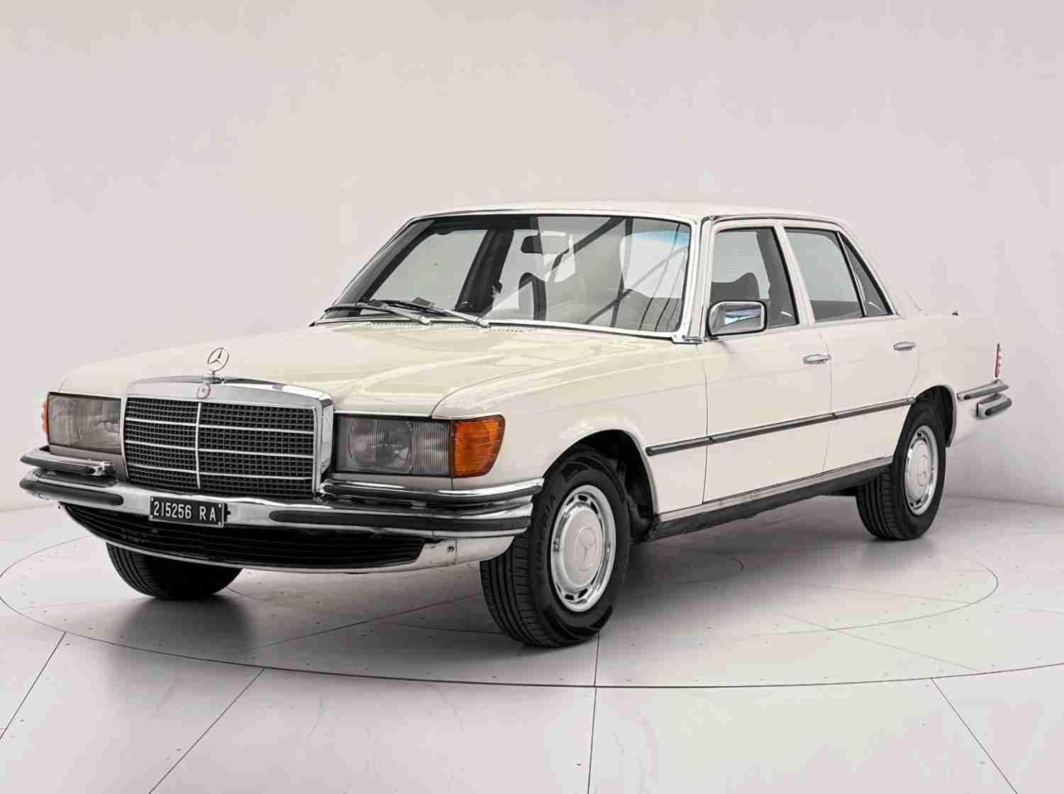 Mercedes-Benz - 280 S W116 - NO RESERVE - 1974