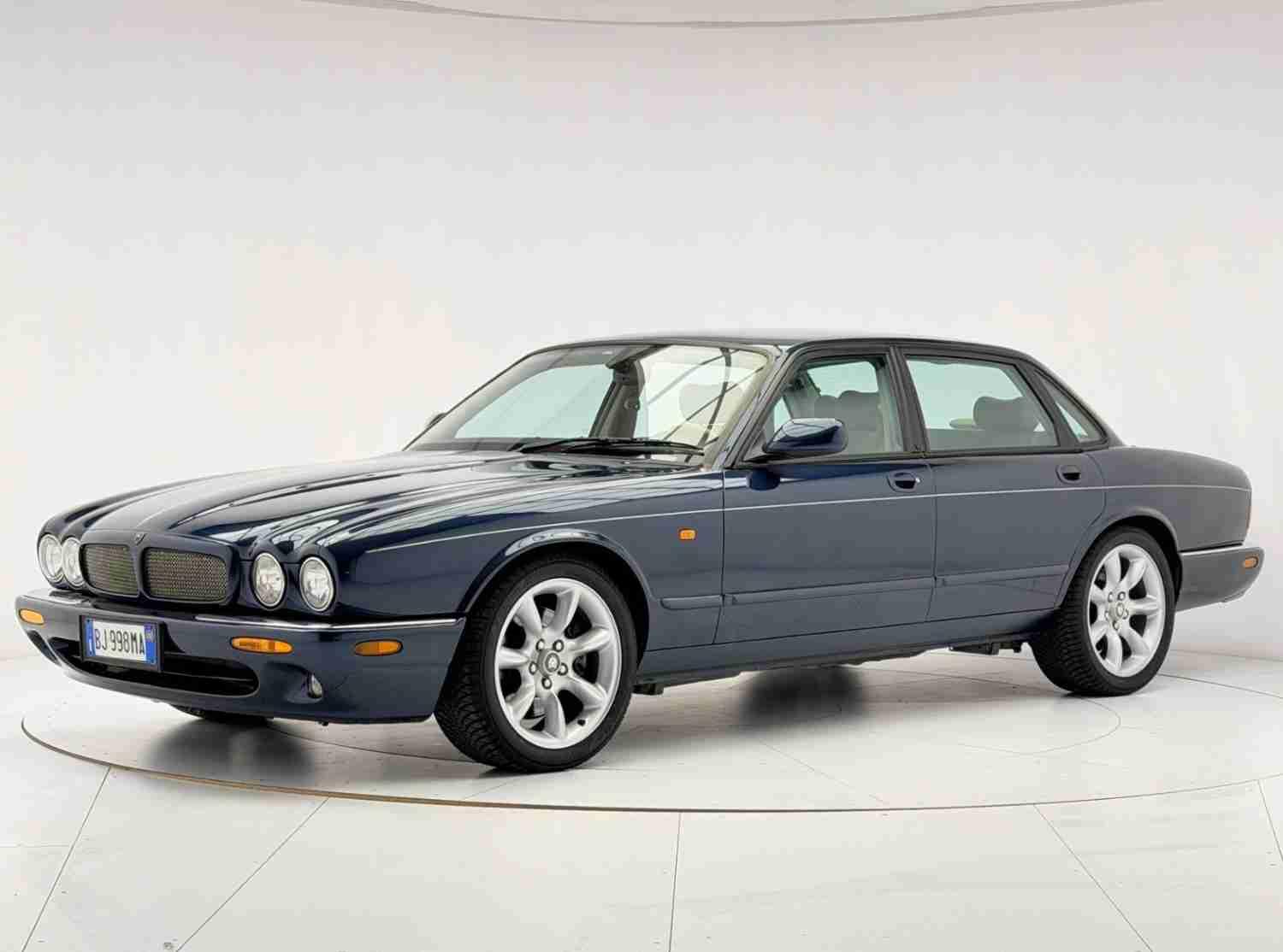 Jaguar - XJR 4.0 - NO RESERVE - 2000